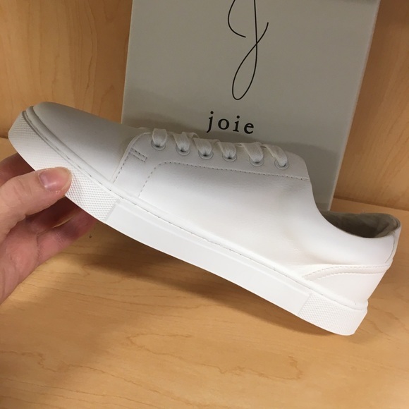 - Joie White Low top Womens Sneaker 👟 - Picture 3 of 8